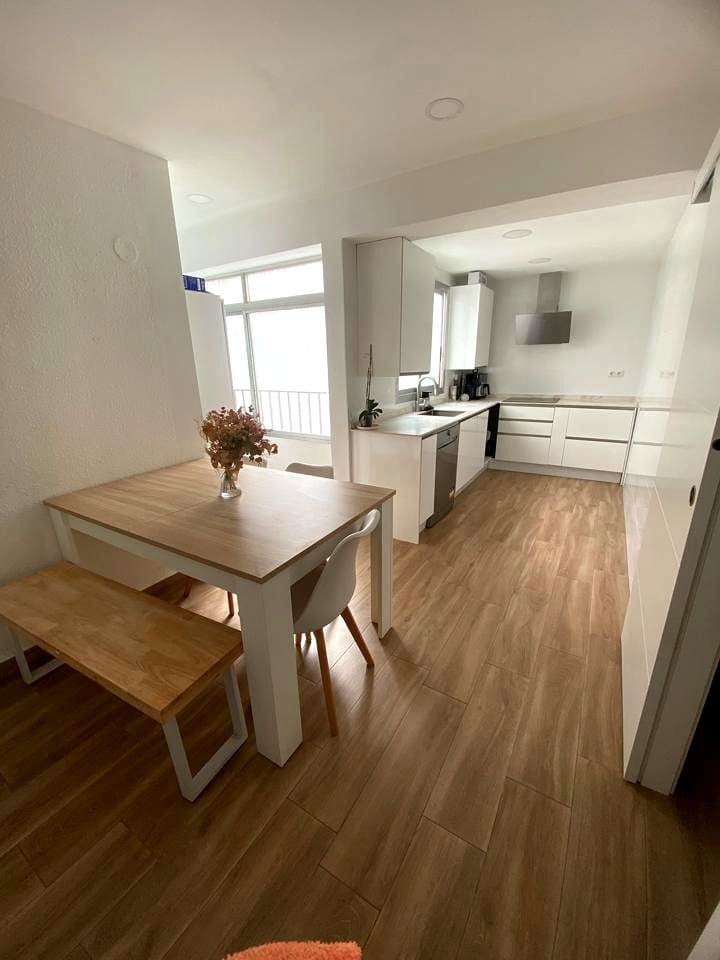 3 soveværelse Lejlighed til salg i Castello de la Plana - € 220.000 (Ref: 9956135)