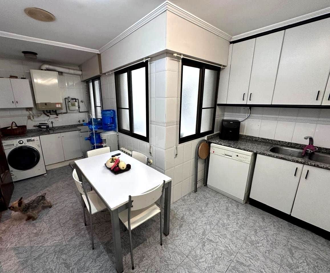 3 slaapkamer Flat te koop in Benicassim met garage - € 310.000 (Ref: 9956136)