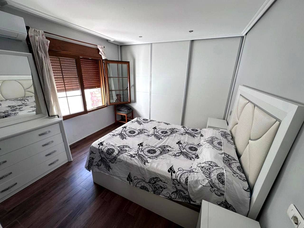 3 slaapkamer Flat te koop in Benicassim - € 279.000 (Ref: 9956138)
