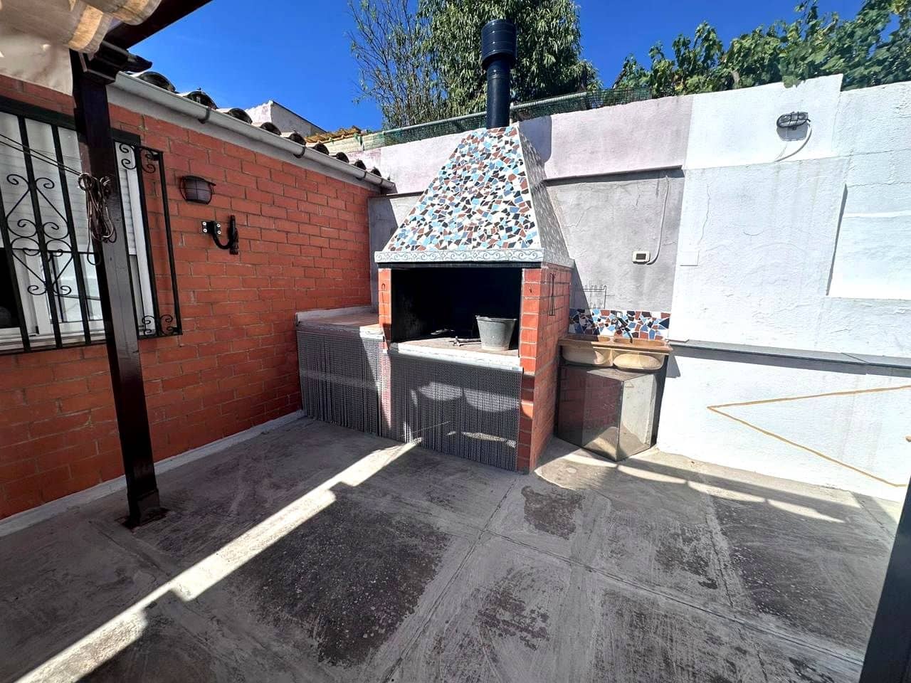 4 Zimmer Villa zu verkaufen in Borriol mit Garage - 300.000 € (Ref: 9956140)