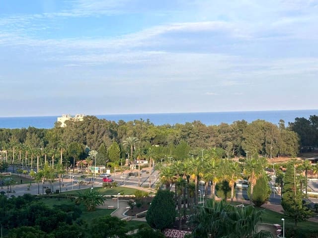 Piso de 2 habitaciones en Oropesa  en venta con piscina garaje - 165.000 € (Ref: 9956141)