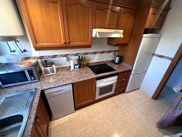 Piso de 2 habitaciones en Oropesa  en venta con piscina garaje - 165.000 € (Ref: 9956141)