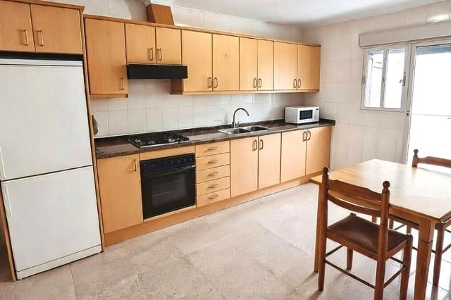 5 camera da letto Villa in vendita in Norte, Castelló de la Plana con garage - 239.000 € (Rif: 9956144)