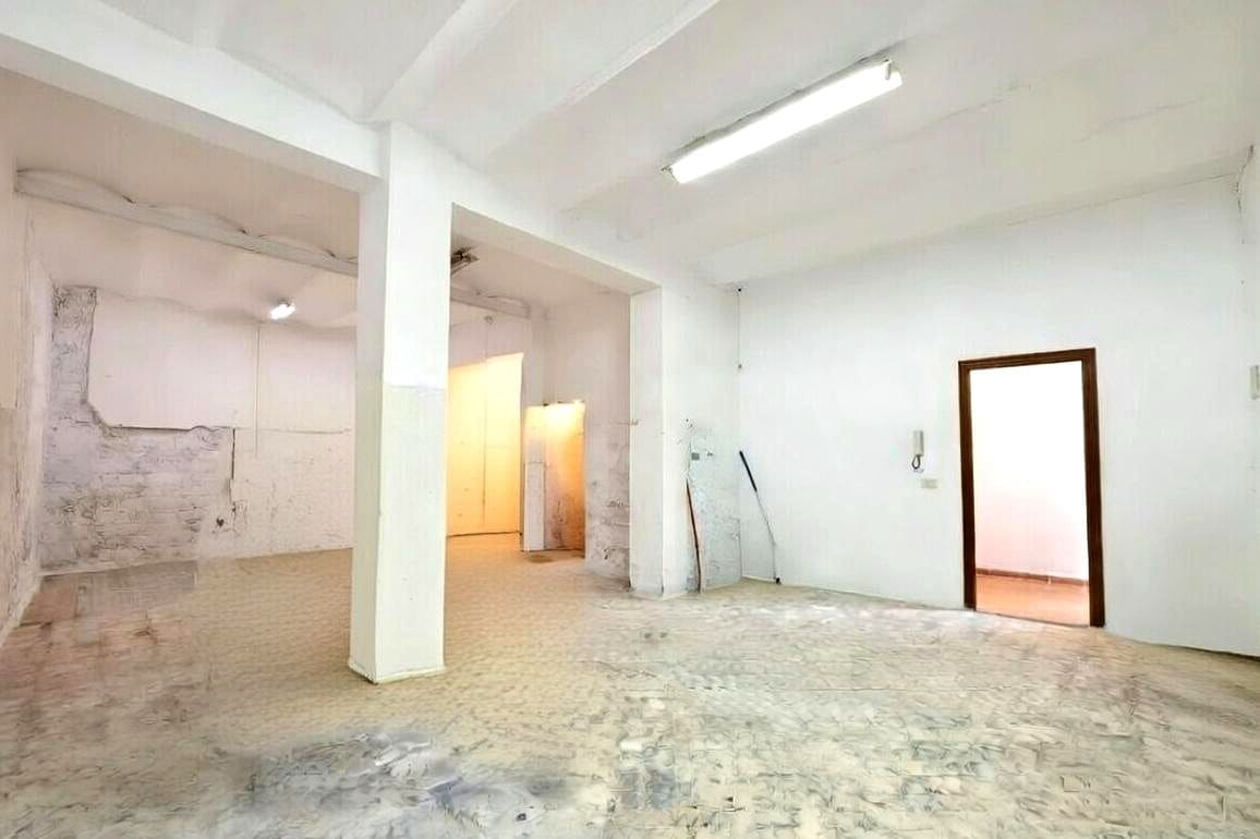 5 Zimmer Villa zu verkaufen in Castello de la Plana mit Garage - 239.000 € (Ref: 9956144)