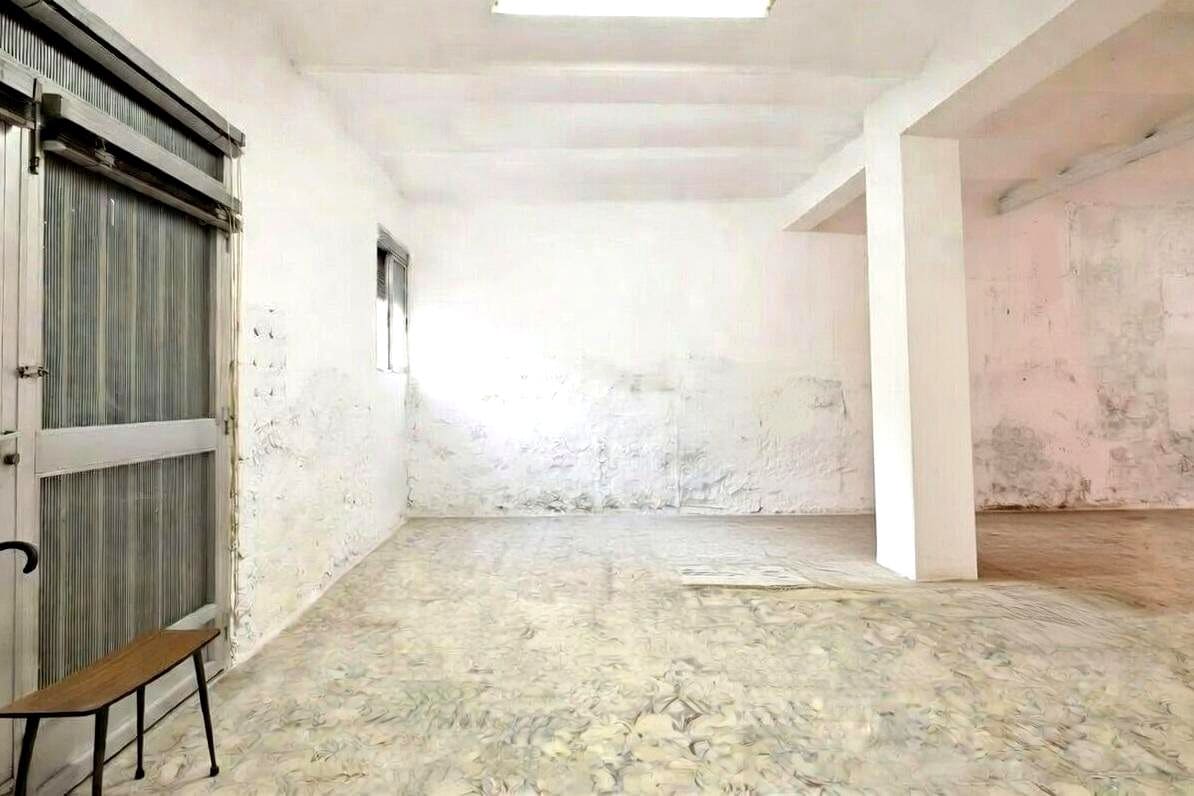5 Zimmer Villa zu verkaufen in Castello de la Plana mit Garage - 239.000 € (Ref: 9956144)