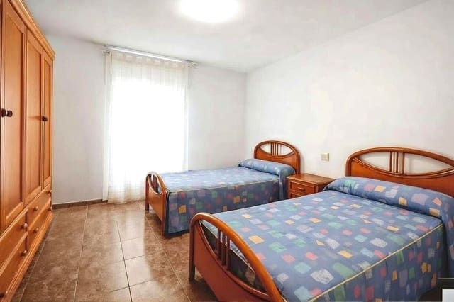 5 camera da letto Villa in vendita in Norte, Castelló de la Plana con garage - 239.000 € (Rif: 9956144)