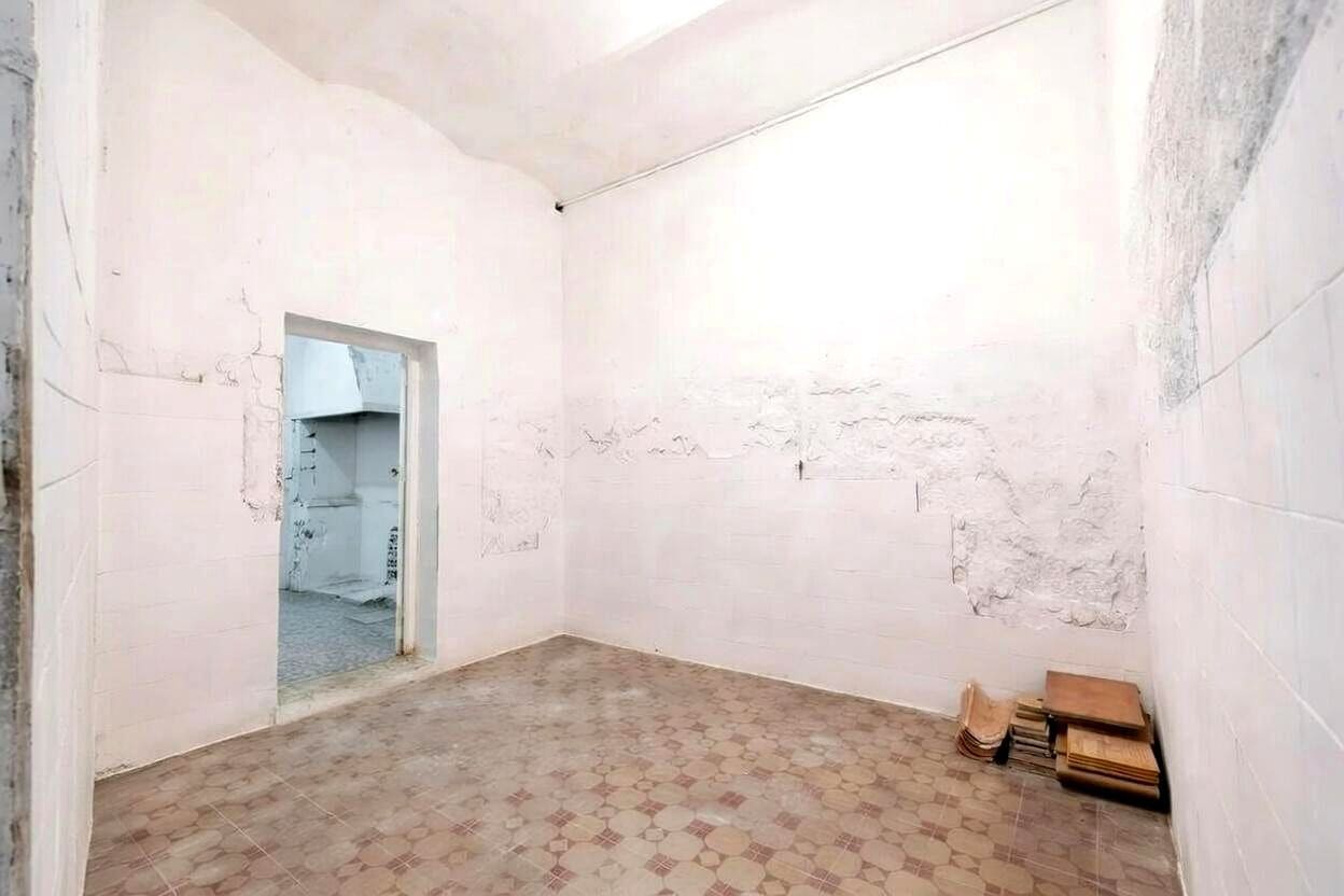 5 Zimmer Villa zu verkaufen in Castello de la Plana mit Garage - 239.000 € (Ref: 9956144)