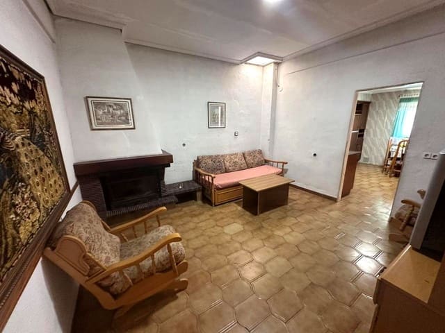 4 Zimmer Villa zu verkaufen in Castelló de la Plana mit Garage - 280.000 € (Ref: 9956146)