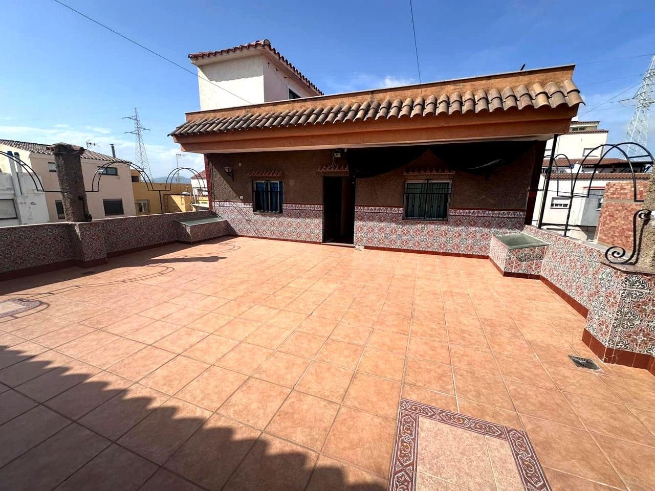 4 camera da letto Villa in vendita in Castello de la Plana con garage - 280.000 € (Rif: 9956146)