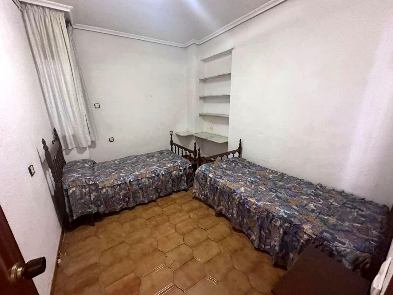 4 camera da letto Villa in vendita in Castello de la Plana con garage - 280.000 € (Rif: 9956146)
