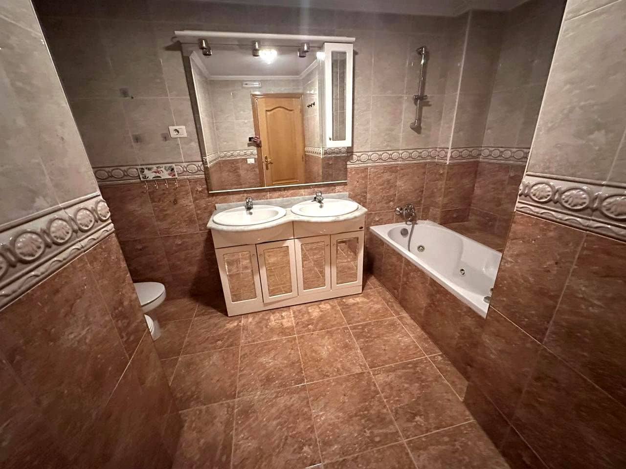 3 Zimmer Wohnung zu verkaufen in Castello de la Plana - 179.000 € (Ref: 9956149)
