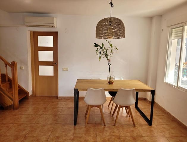 4 soverom Villa til salgs i Benicàssim med svømmebasseng - € 549 000 (Ref: 9956155)