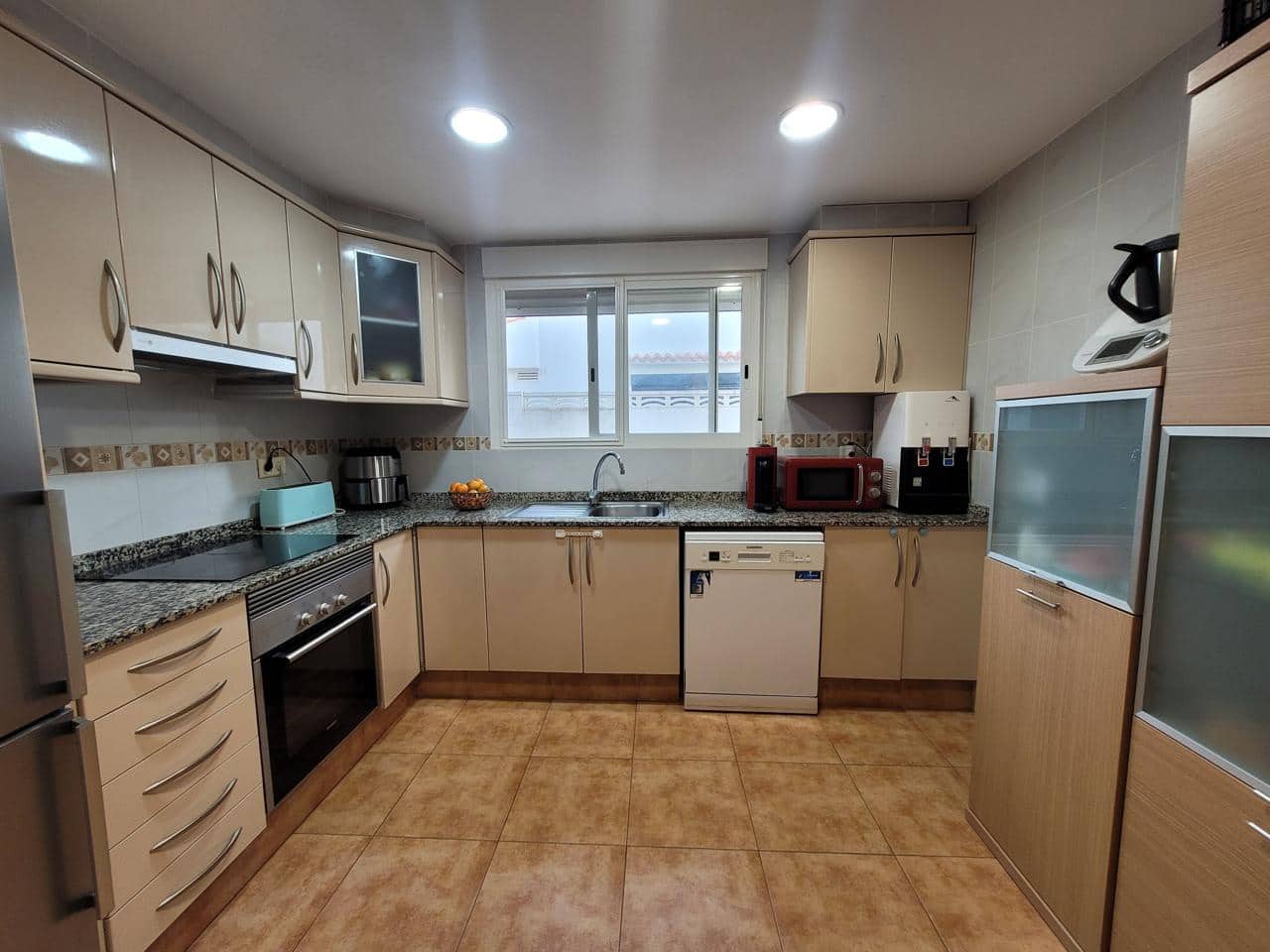 4 soverom Villa til salgs i Benicassim med svømmebasseng - € 549 000 (Ref: 9956155)
