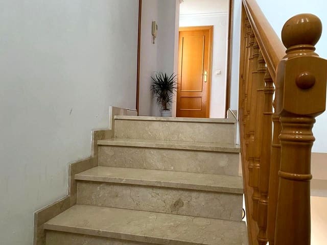 4 soveværelse Lejlighed til salg i Sur, Castelló de la Plana - € 315.000 (Ref: 9956156)