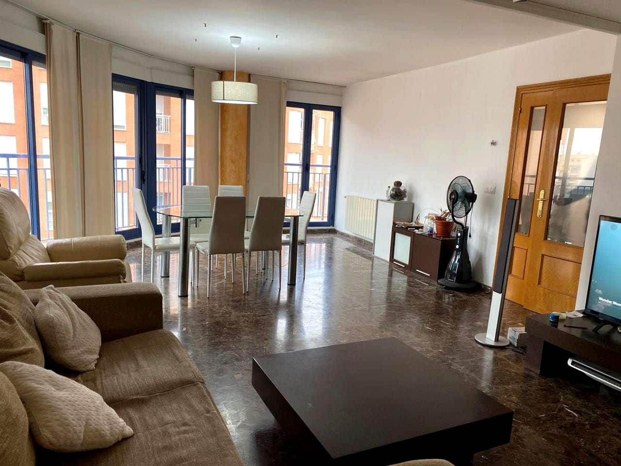 4 soveværelse Lejlighed til salg i Castello de la Plana - € 315.000 (Ref: 9956156)