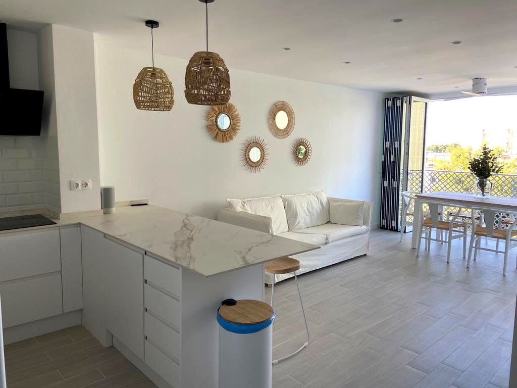 2 slaapkamer Flat te koop in Benicassim met zwembad - € 310.000 (Ref: 9956158)