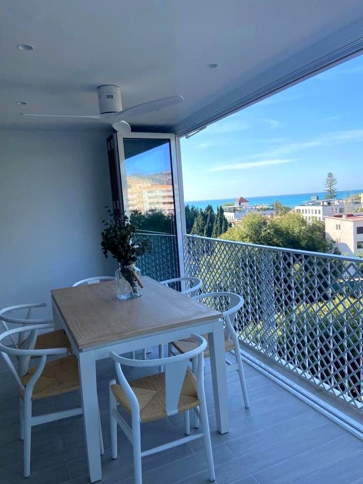 2 slaapkamer Flat te koop in Benicassim met zwembad - € 310.000 (Ref: 9956158)