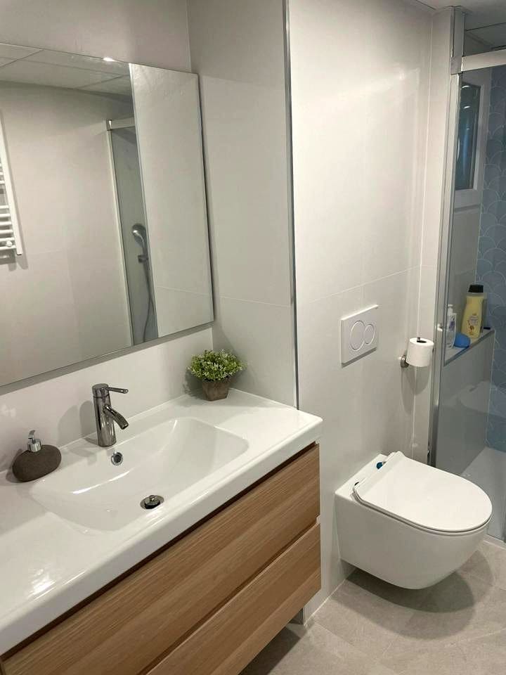 2 slaapkamer Flat te koop in Benicassim met zwembad - € 310.000 (Ref: 9956158)