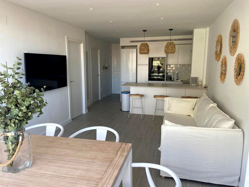2 slaapkamer Flat te koop in Benicassim met zwembad - € 310.000 (Ref: 9956158)