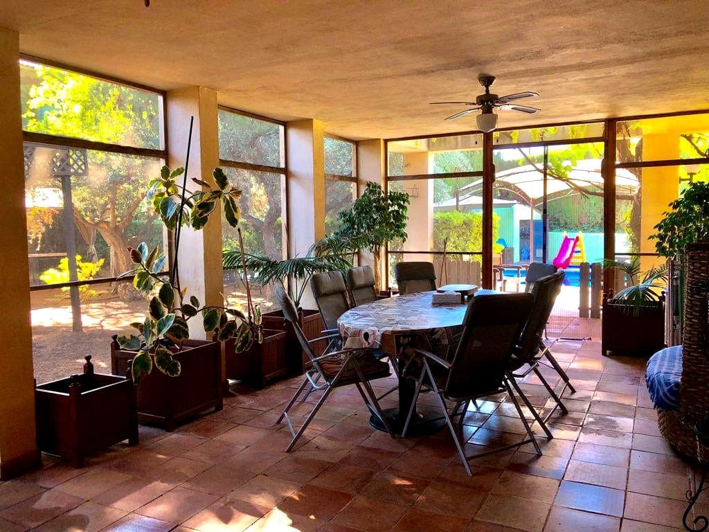 4 sypialnia Willa na sprzedaż w L'Alcora z basenem garażem - 390 000 € (Ref: 9956163)