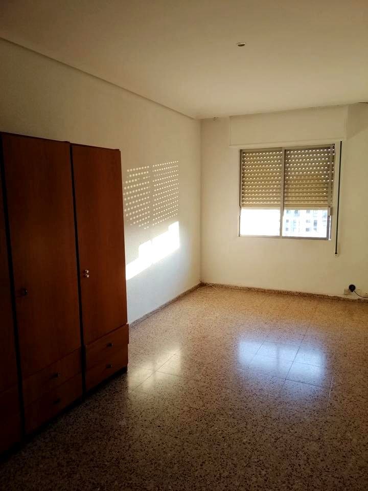4 bedroom Flat for sale in Castello de la Plana - € 169,000 (Ref: 9956169)