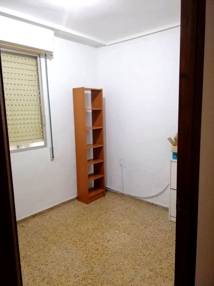 4 bedroom Flat for sale in Castello de la Plana - € 169,000 (Ref: 9956169)