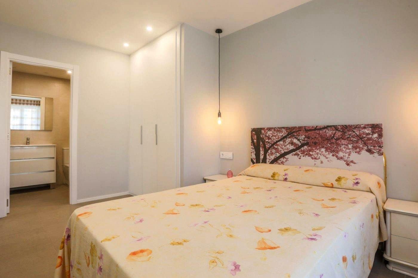 3 sypialnia Mieszkanie na sprzedaż w Castello de la Plana z basenem garażem - 270 000 € (Ref: 9956170)