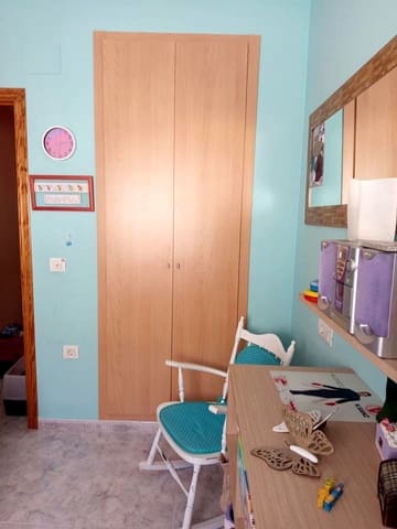 3 sovrum Lägenhet till salu i Oropesa  med garage - 164 000 € (Ref: 9956171)