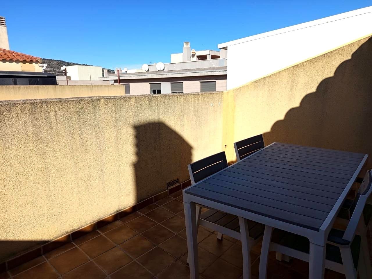Piso de 3 habitaciones en Oropesa  en venta con garaje - 164.000 € (Ref: 9956171)