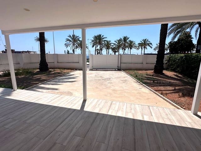 3 soverom Villa til salgs i Benicàssim med svømmebasseng - € 790 000 (Ref: 9956177)
