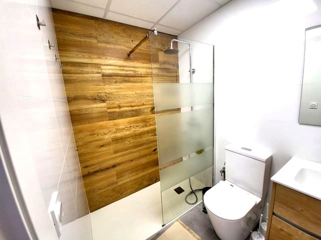 3 sovrum Lägenhet till salu i Oropesa  med garage - 189 000 € (Ref: 9956179)