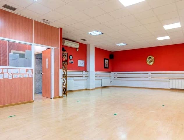 4 soverom Bedrift til salgs i Benicàssim - € 233 000 (Ref: 9956180)