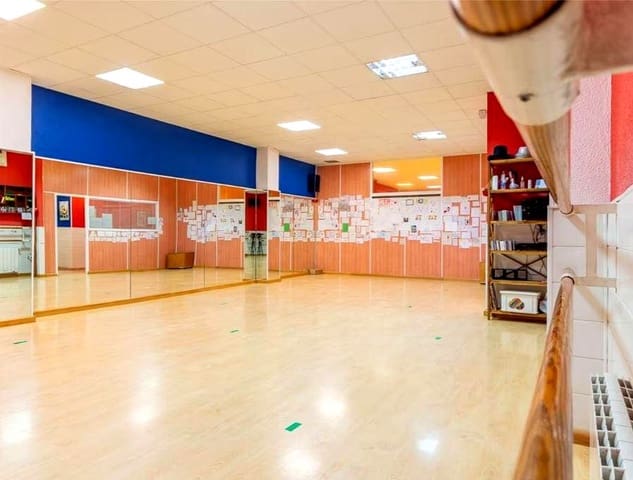 4 soverom Bedrift til salgs i Benicàssim - € 233 000 (Ref: 9956180)