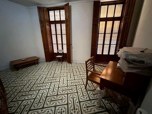 8 soveværelse Villa til salg i Burriana / Borriana - € 210.000 (Ref: 9956181)