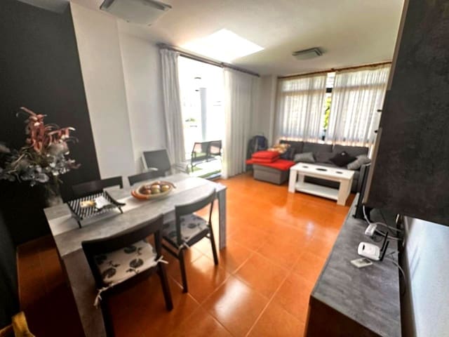 3 sypialnia Mieszkanie do wynajęcia w Benicàssim - 900 € (Ref: 9961557)