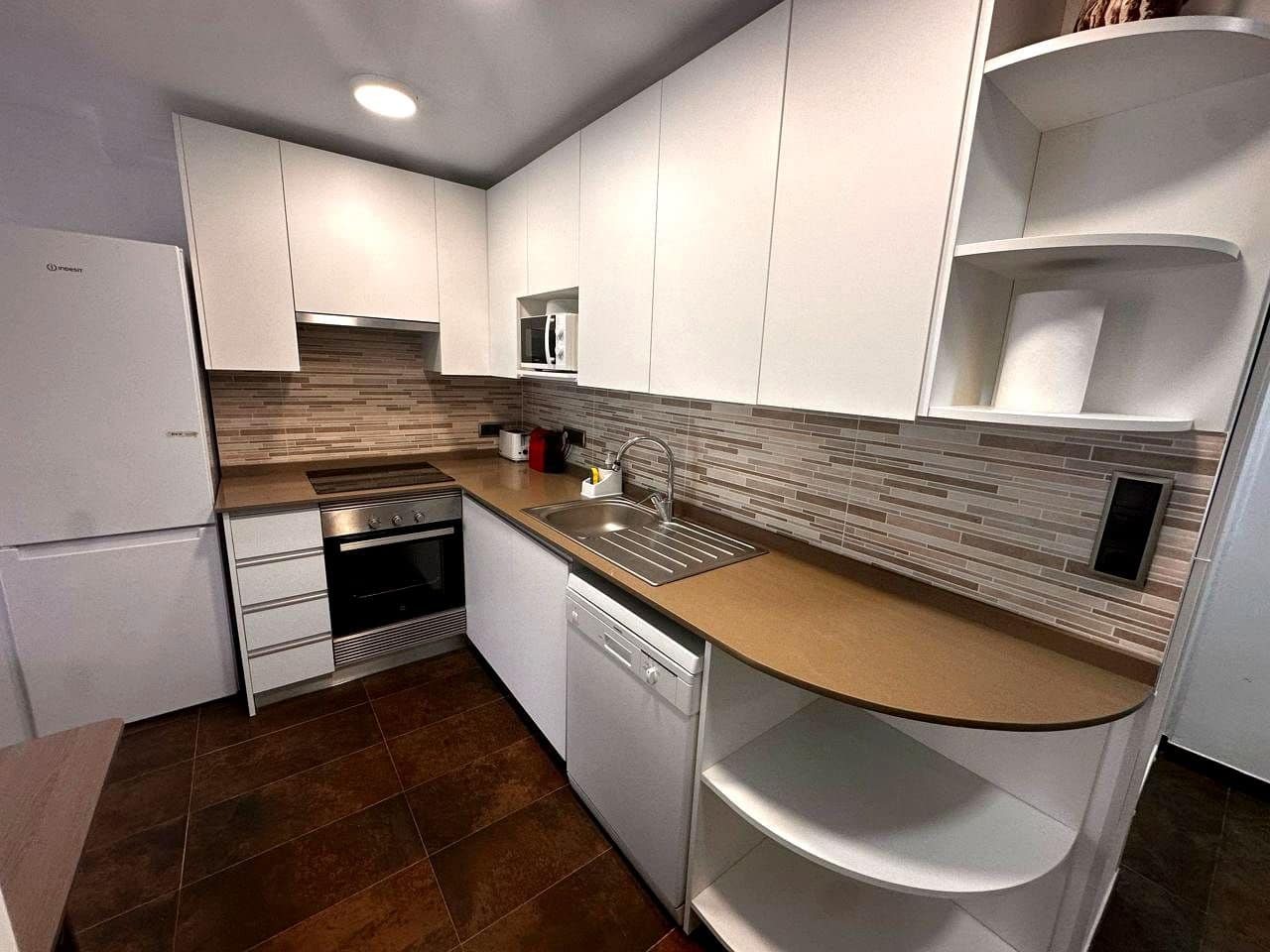 3 quarto Apartamento para arrendar em Benicassim com piscina garagem - 800 € (Ref: 9964534)