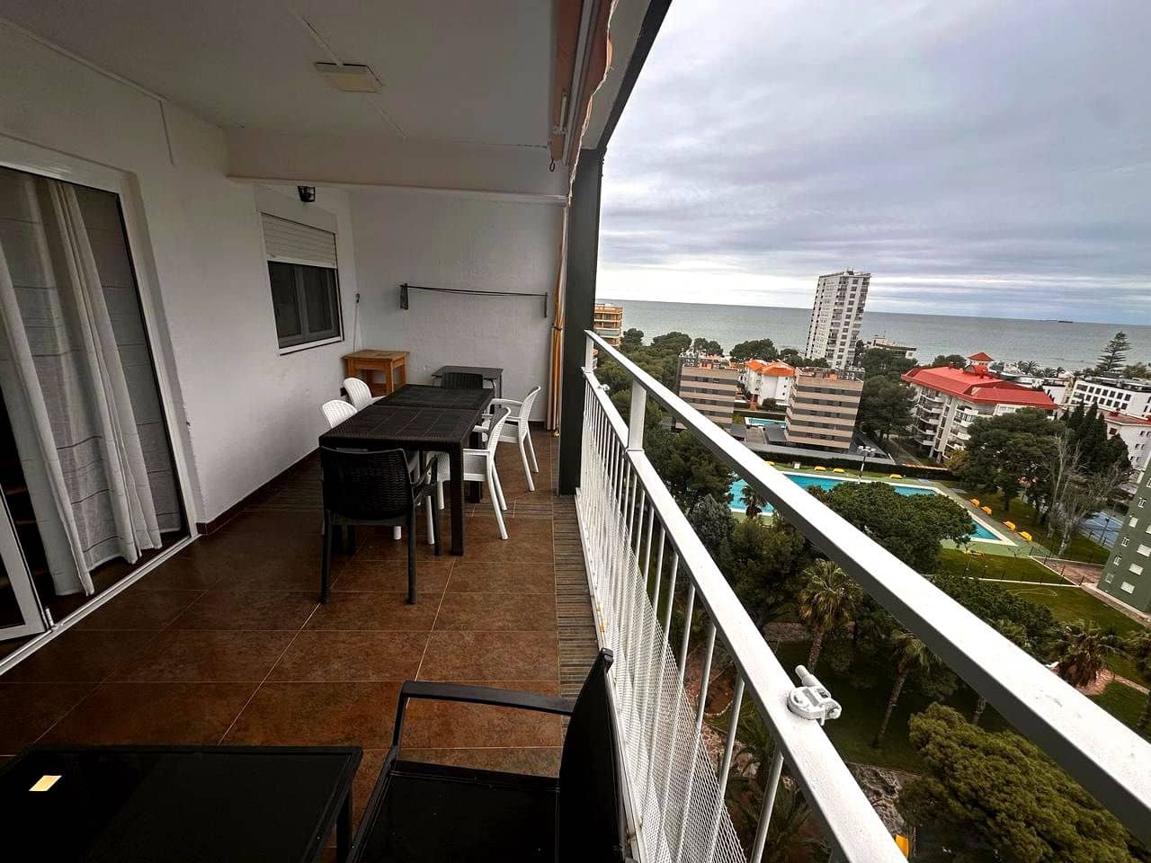 3 quarto Apartamento para arrendar em Benicassim com piscina garagem - 800 € (Ref: 9964534)