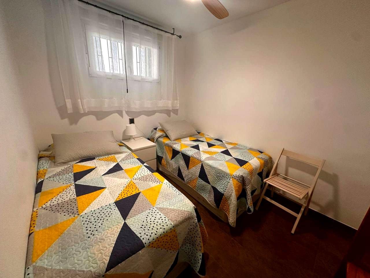 3 quarto Apartamento para arrendar em Benicassim com piscina garagem - 800 € (Ref: 9964534)