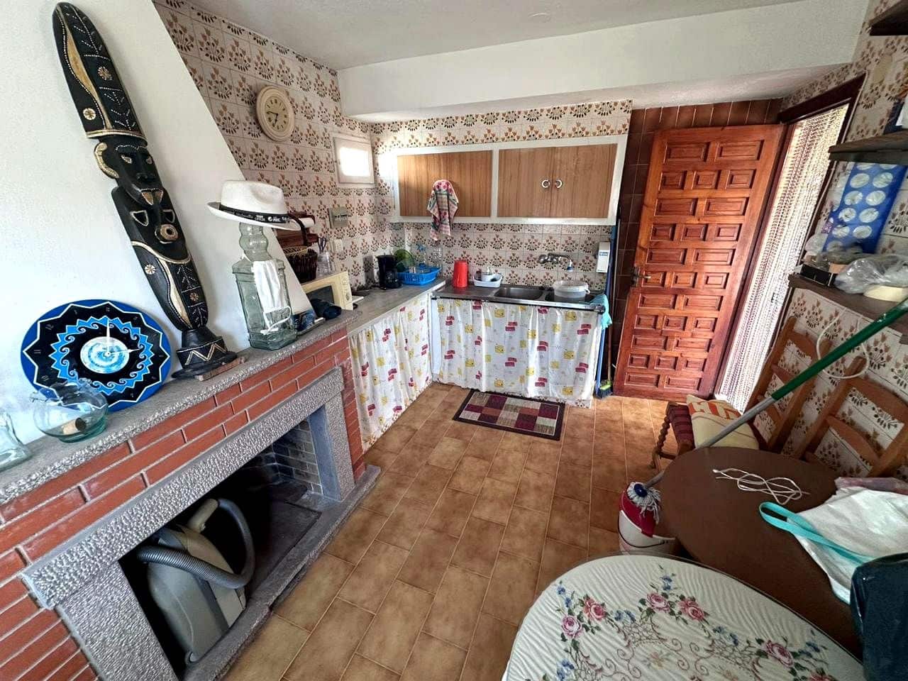 4 bedroom Villa for sale in Borriol with garage - € 299,900 (Ref: 9965835)
