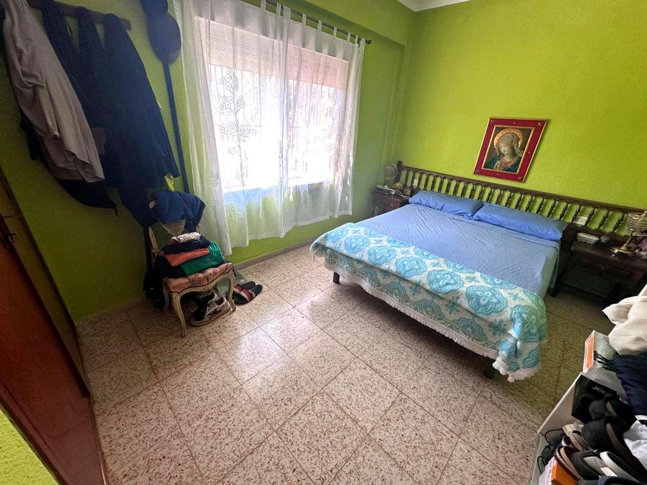 4 bedroom Villa for sale in Borriol with garage - € 299,900 (Ref: 9965835)
