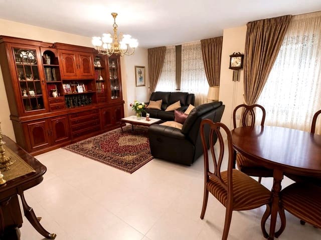 4 slaapkamer Flat te koop in Benicàssim - € 285.000 (Ref: 9984159)