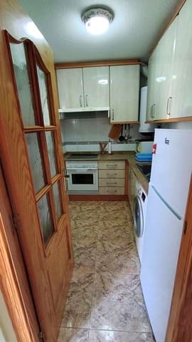 Piso de 2 habitaciones en Benicàssim en alquiler con piscina garaje - 600 € (Ref: 9985705)