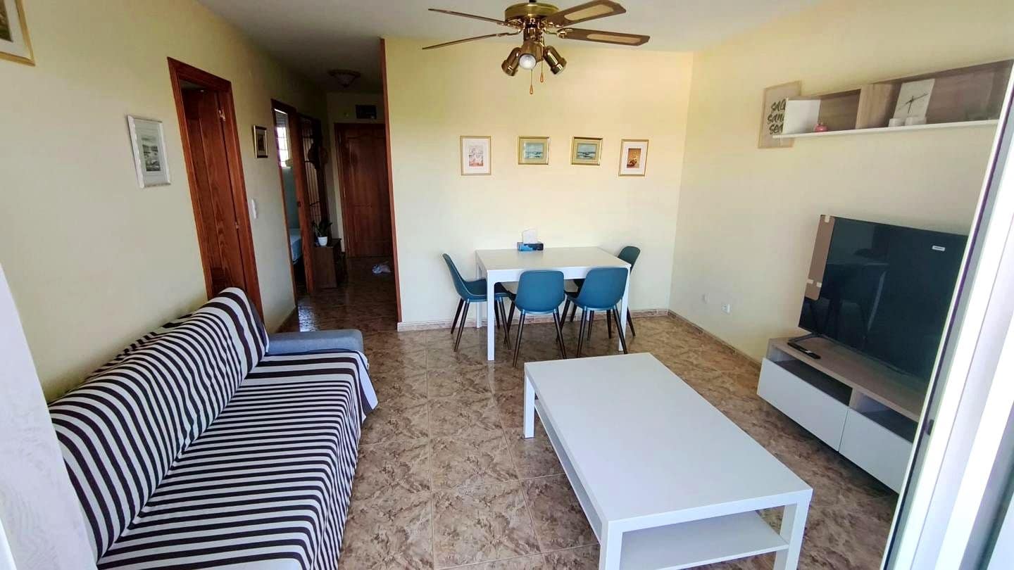 2 soverom Leilighet til leie i Benicassim med svømmebasseng garasje - € 600 (Ref: 9985705)
