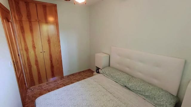 Piso de 2 habitaciones en Benicàssim en alquiler con piscina garaje - 600 € (Ref: 9985705)