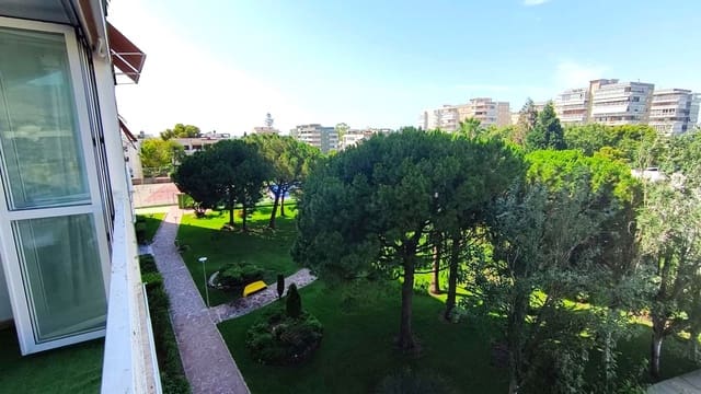 Piso de 2 habitaciones en Benicàssim en alquiler con piscina garaje - 600 € (Ref: 9985705)