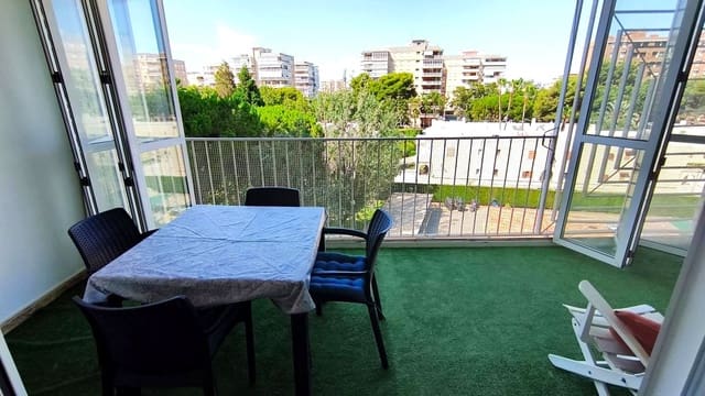 Piso de 2 habitaciones en Benicàssim en alquiler con piscina garaje - 600 € (Ref: 9985705)