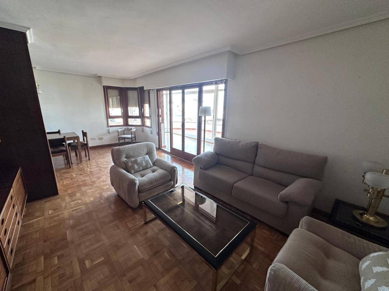 3 soveværelse Lejlighed til leje i Castello de la Plana med garage - € 980 (Ref: 9985858)