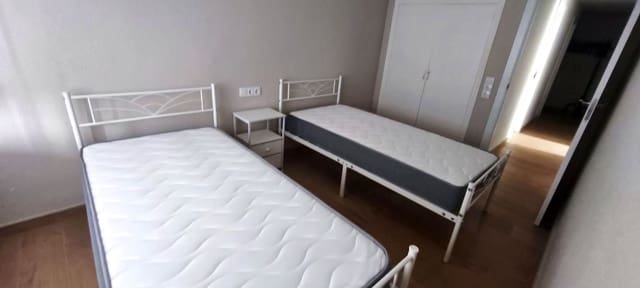 2 bedroom Flat for rent in Benicàssim with pool garage - € 2,500 (Ref: 9989995)