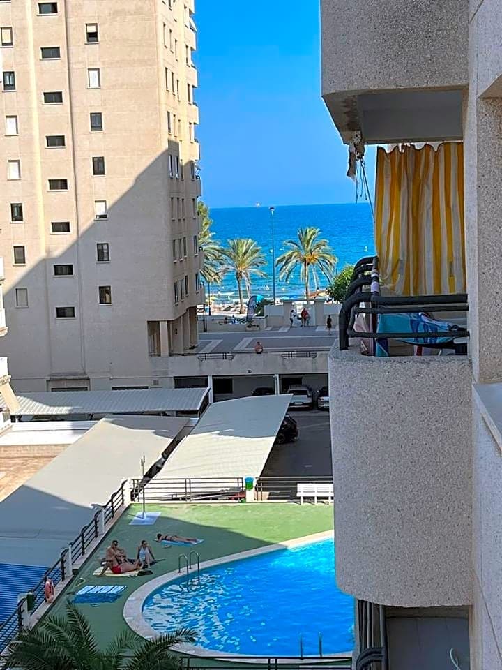 1 Zimmer Wohnung zu vermieten in Benicassim mit Pool Garage - 650 € (Ref: 9989996)