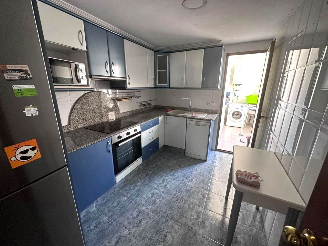 3 quarto Apartamento para arrendar em Benicassim - 875 € (Ref: 9993692)